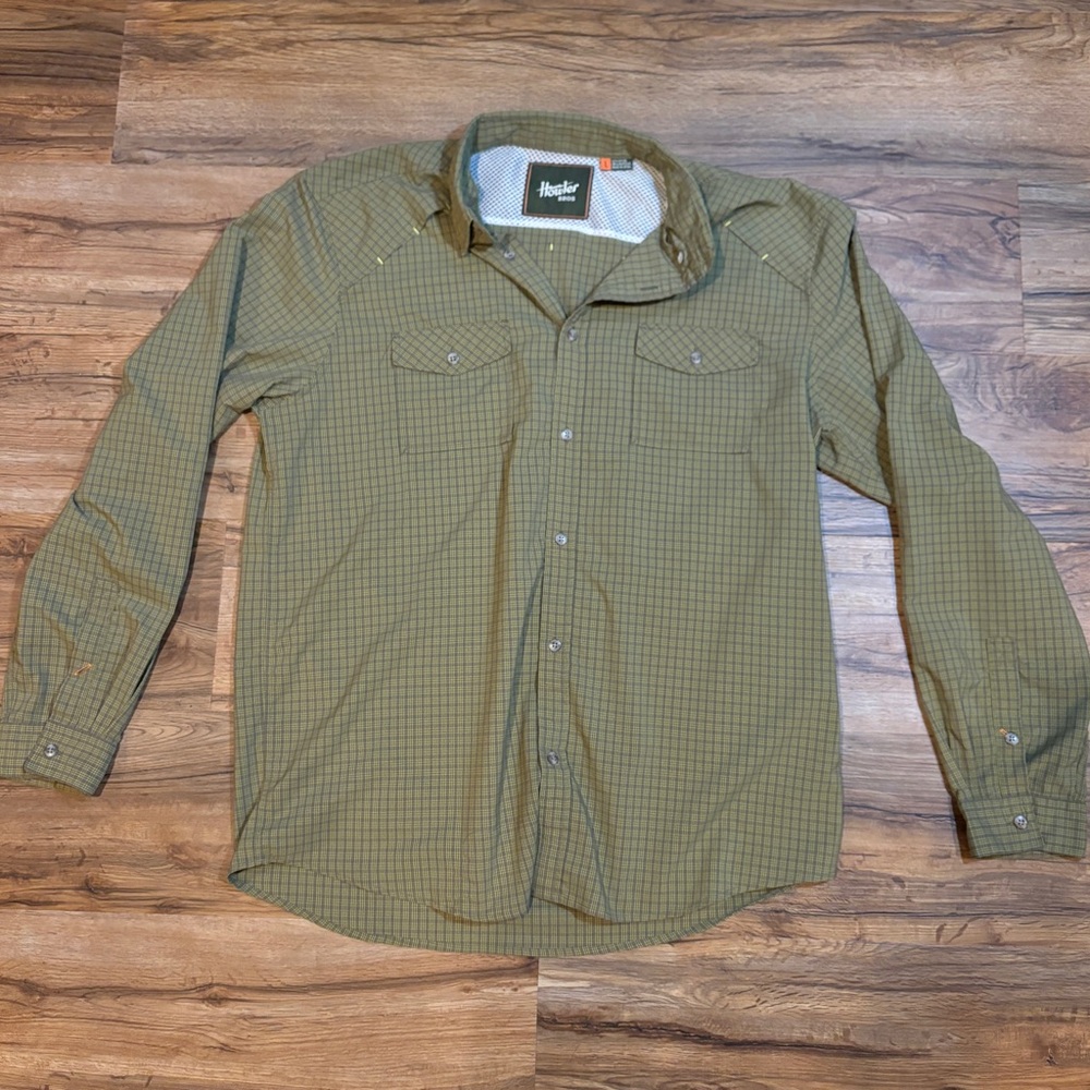 Howler Brothers Tech Button Down